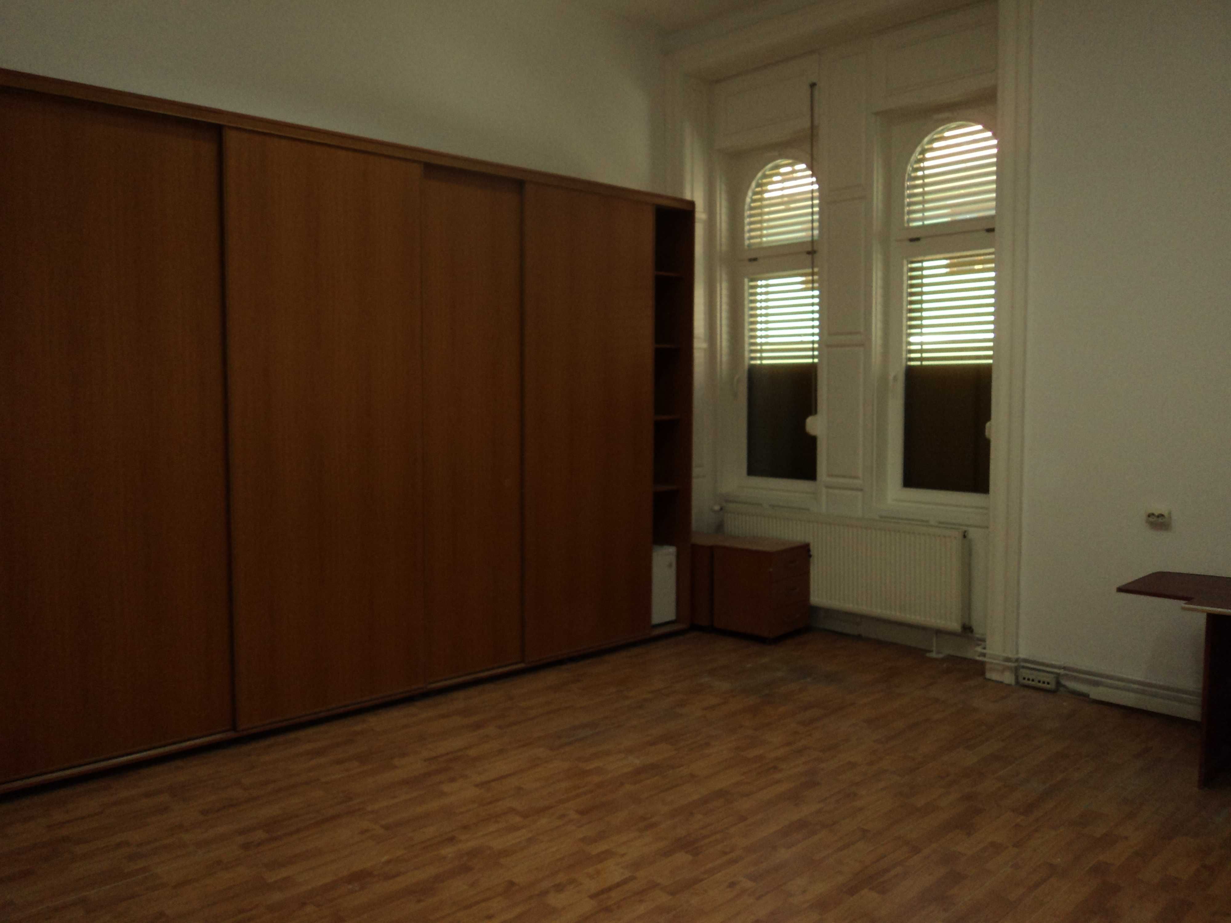 Apartament 5 camere 181 mp Piata UNIRII