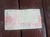 Vând 100 franci belgieni 300 de lei