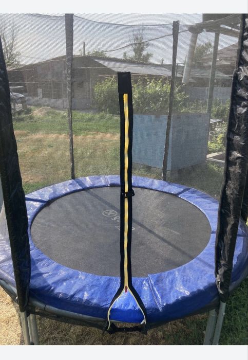 Продам батут в хорошем состоянии