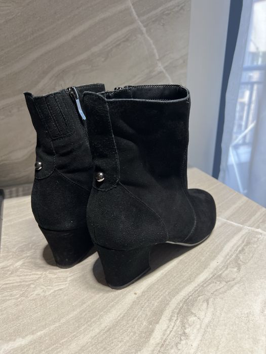 Боти с нисък ток