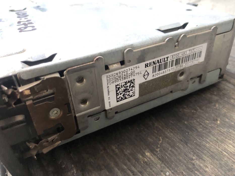 Radio-Cd Casetofon Renault Megane 2 ORIGINAL
