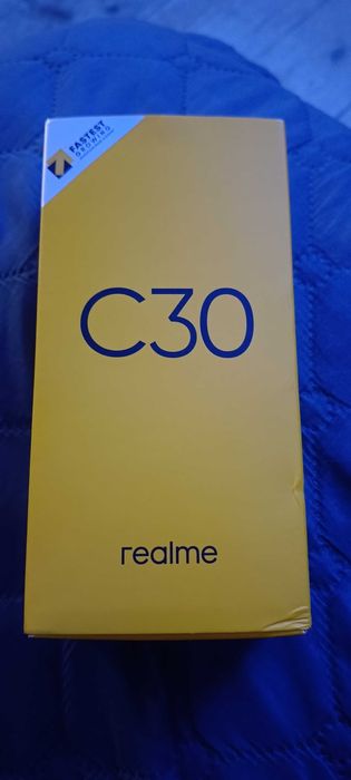 Продавам чисто нов телефон Realmi C30