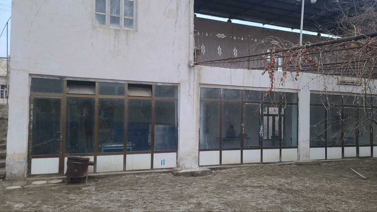 Romitan tumanida ovqatlanish binosi bolib tolash sharti bilan sotiladi