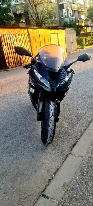 Kawasaki Zx -6R Ninja