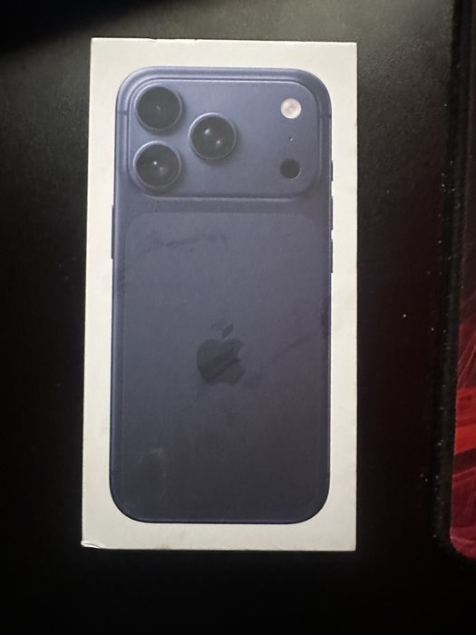 *НОВ* iPhone 17 Pro 256 Deep Blue 1г. Гаранция