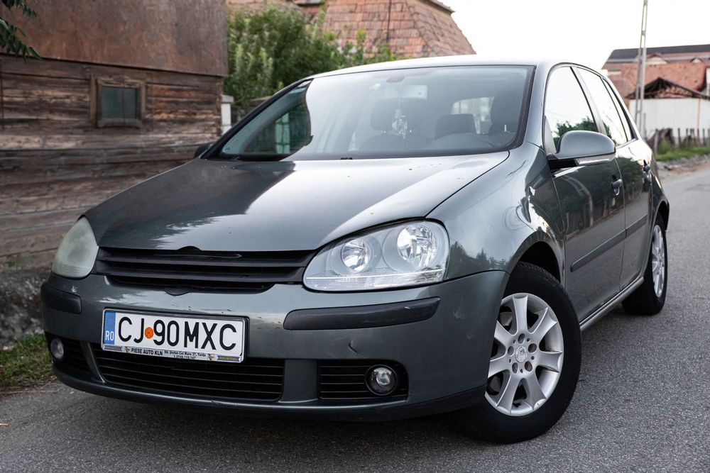 Volkswagen Golf 1.6 Benzina / Cutie automata DSG