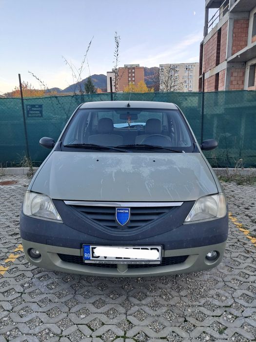Vând  Dacia Logan