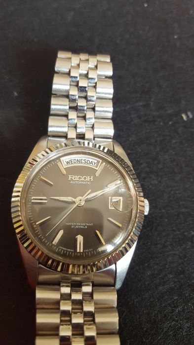 Часовник RICOH automatic