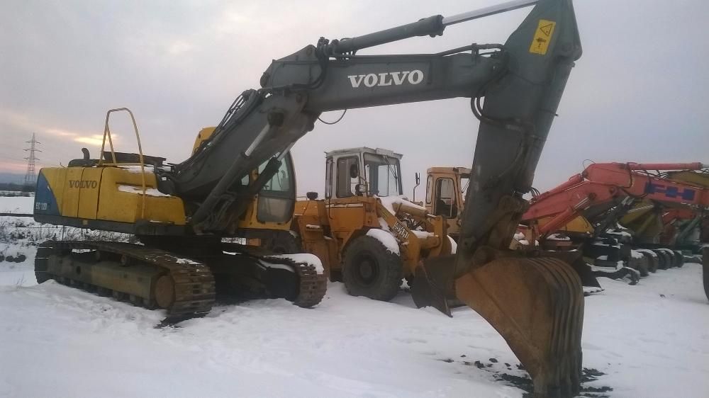 Excavator pe senile Volvo EC210NL, dezmembrez