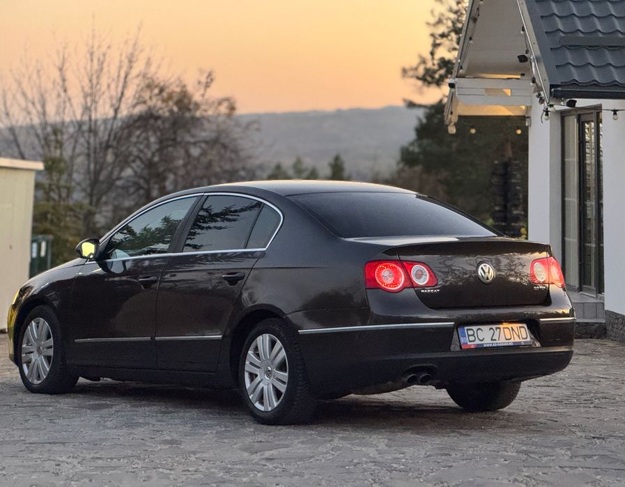 Volkswagen Passat B6 2.0TDI Mocca Brown