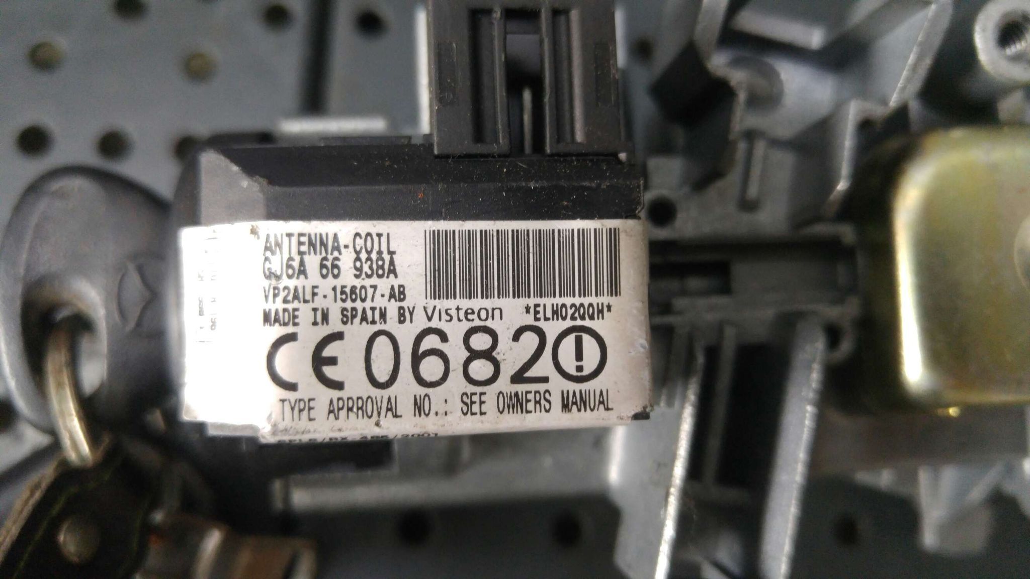 Contact auto cu cheie mazda 6 gg gj6a66938a