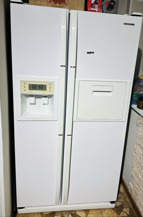 Холодилтник samsung side by side 90/173/67