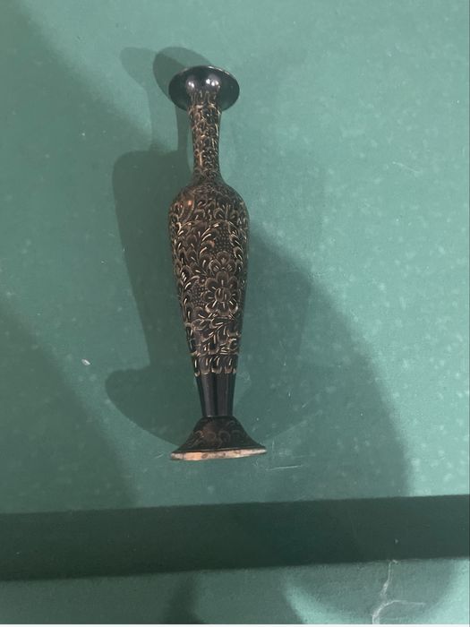 Винтажный кувшин и ваза