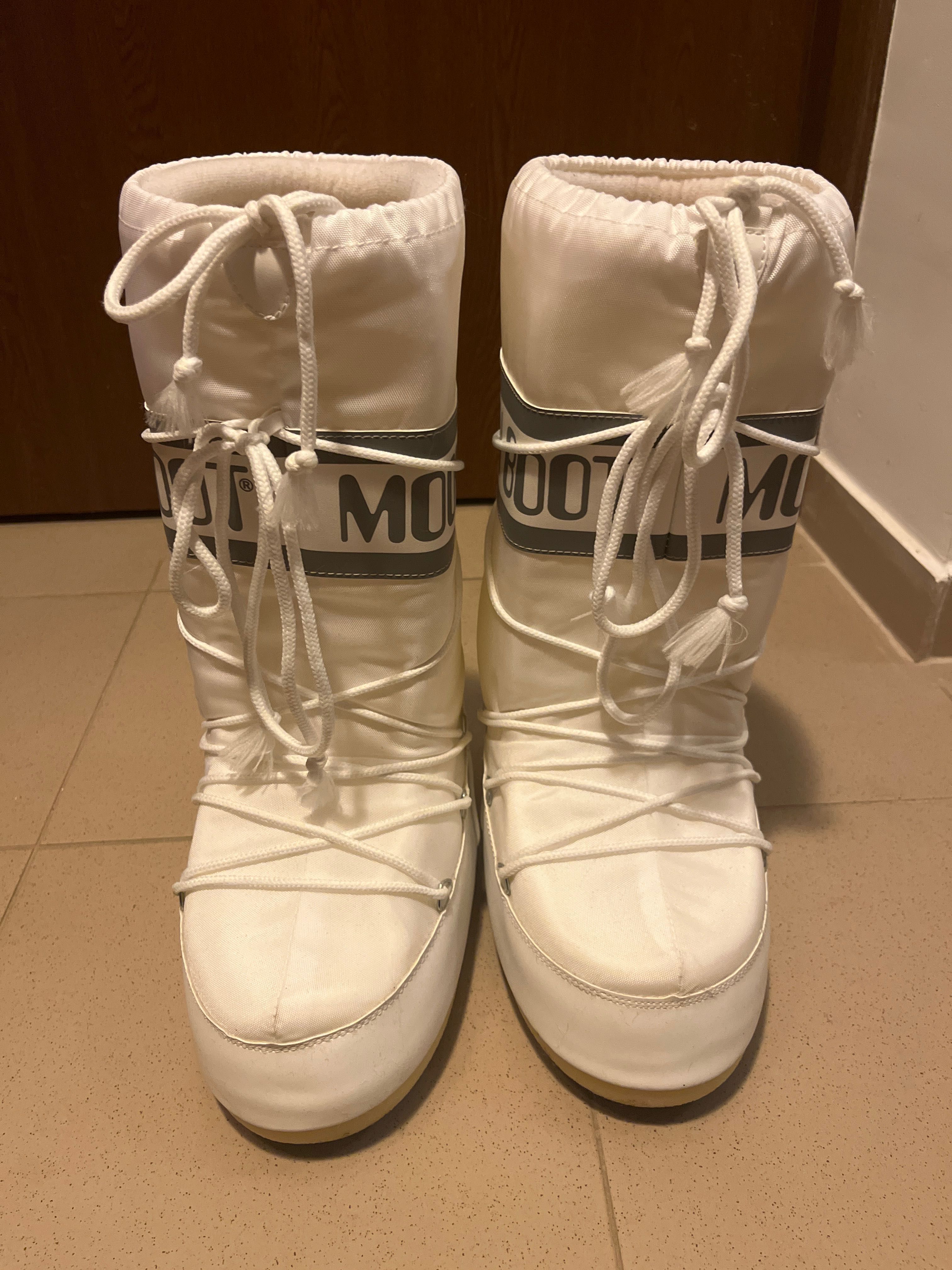 MOON Boots albe inalte marimea 39