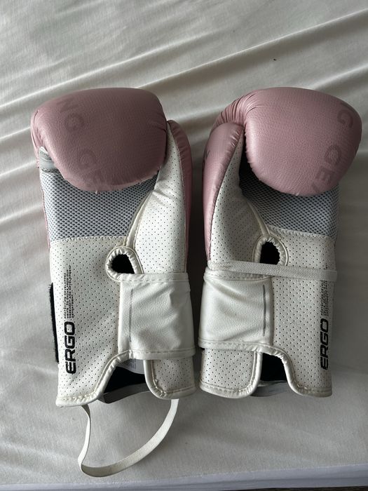 Дамски ръкавици за бокс