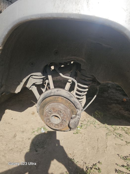 Продам запчасти на w124 мерседес