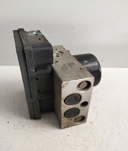 Pompa ABS A2095452932 / A 209 545 29 32 Mercedes-Benz C-Class W203/S2