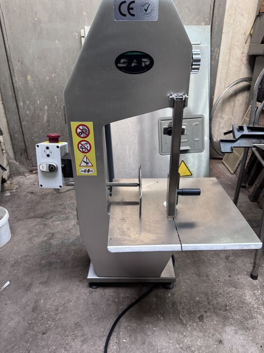 Продам пилу для мясо новая италия