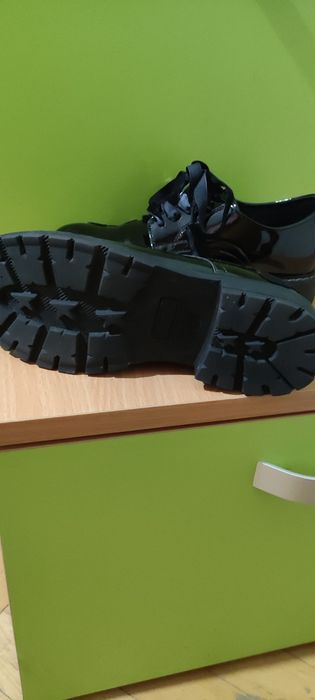 Готини обувки  тип лоуфъри