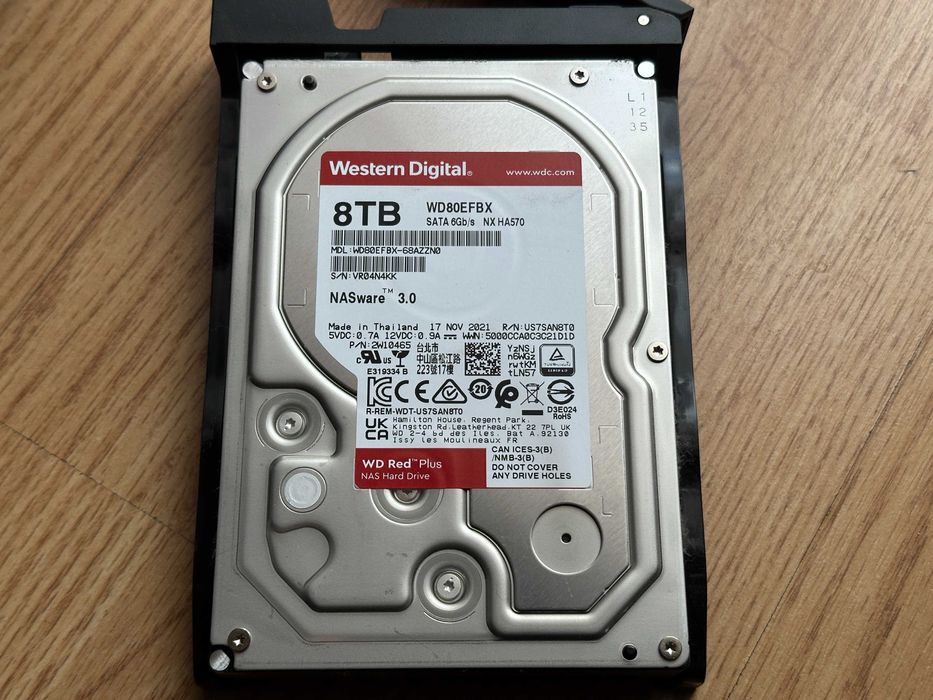 Hard Disk 8Tb WD RED (am 4 bucati)