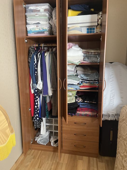 Продается плательный шкаф