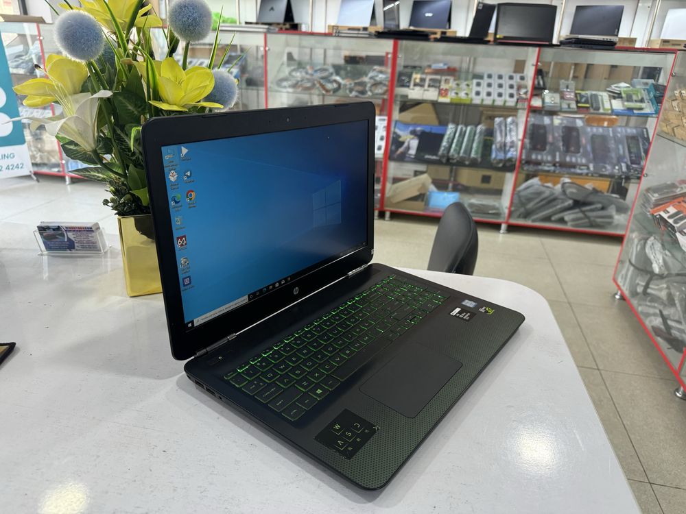 Hp pavilion gaming igravoy kuchli noutbuk grafika va oyinlar uchun