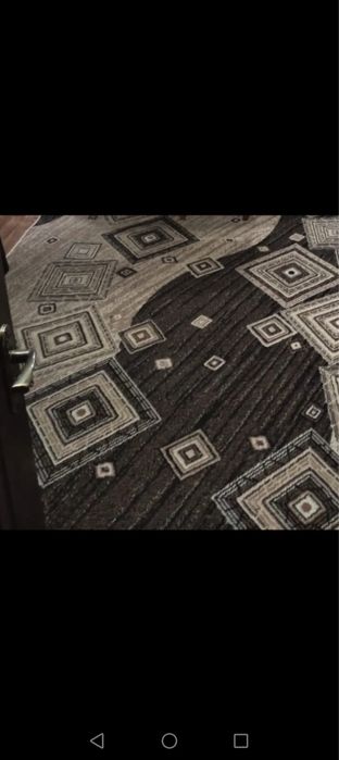 Продам палас в хорошем состоянии