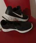 Adidași Sport Nike Revolution 6 next nature