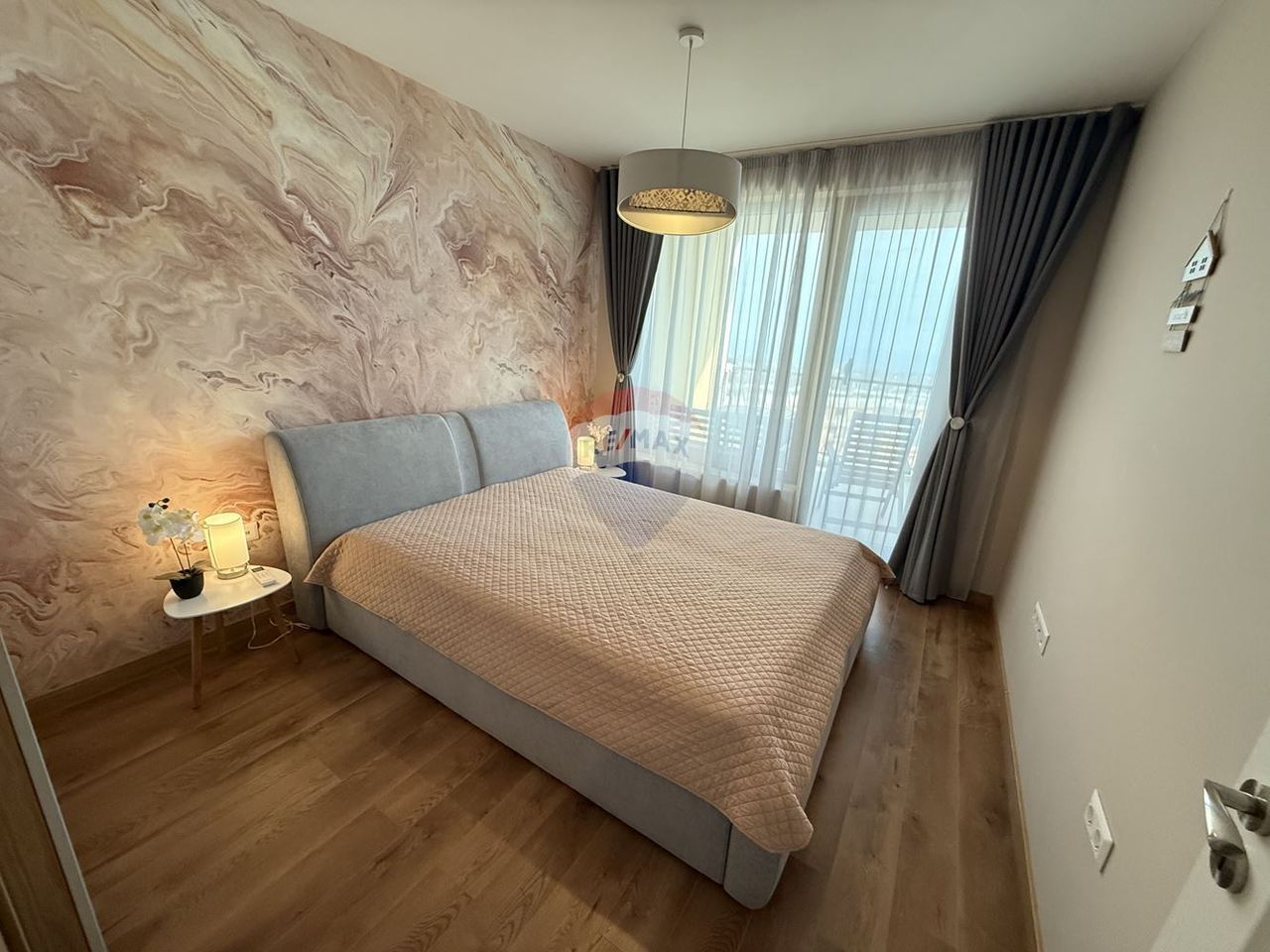Продава се Двустаен апартамент в к.к. Св.Св. Константин и Елена - 63 кв.м за 2969 €/кв.м - Снимка #5