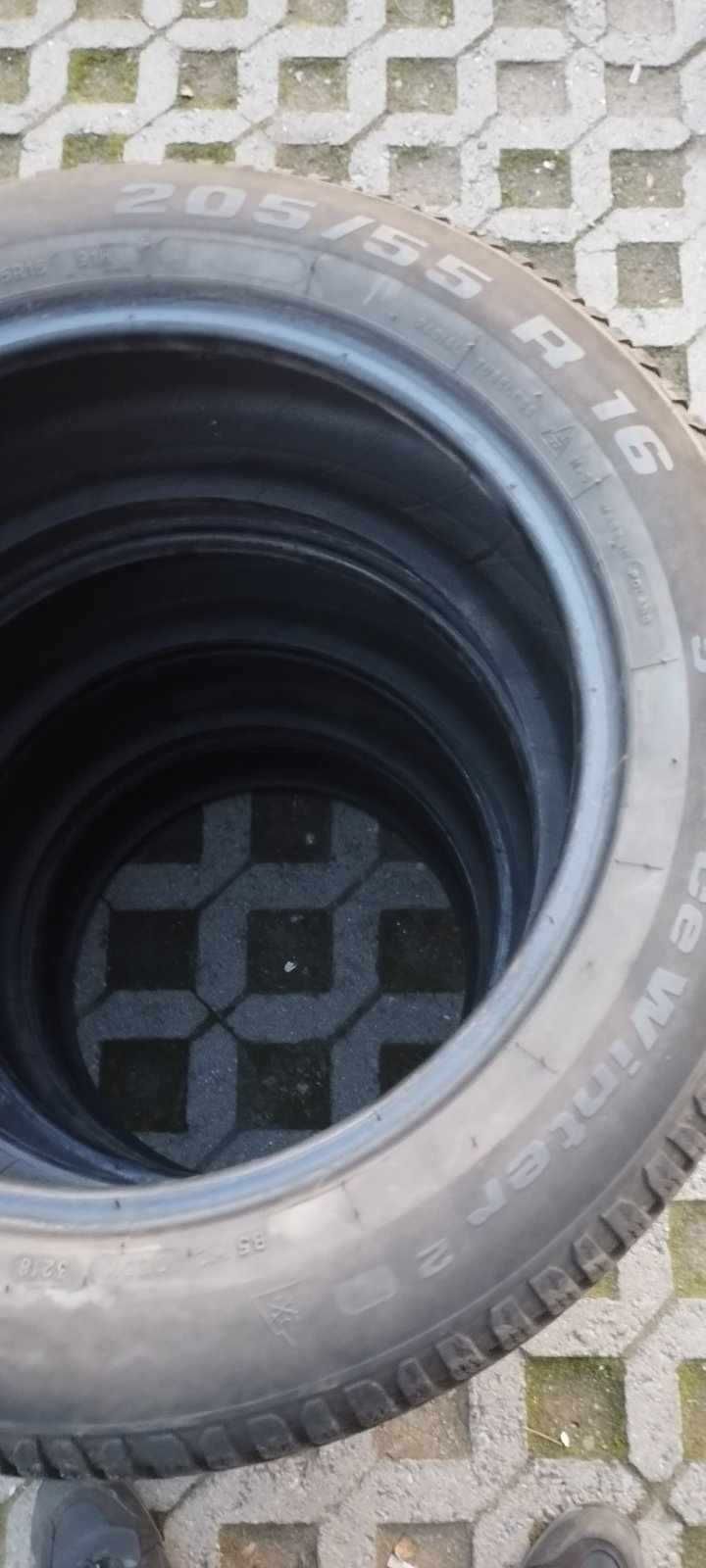 Продавам Зимни гуми 205/55 R 16 4 броя