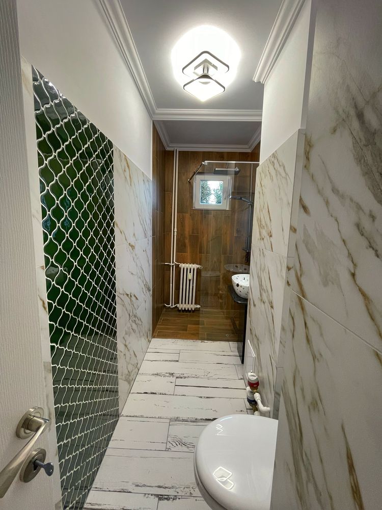 Vand apartament 3 camere