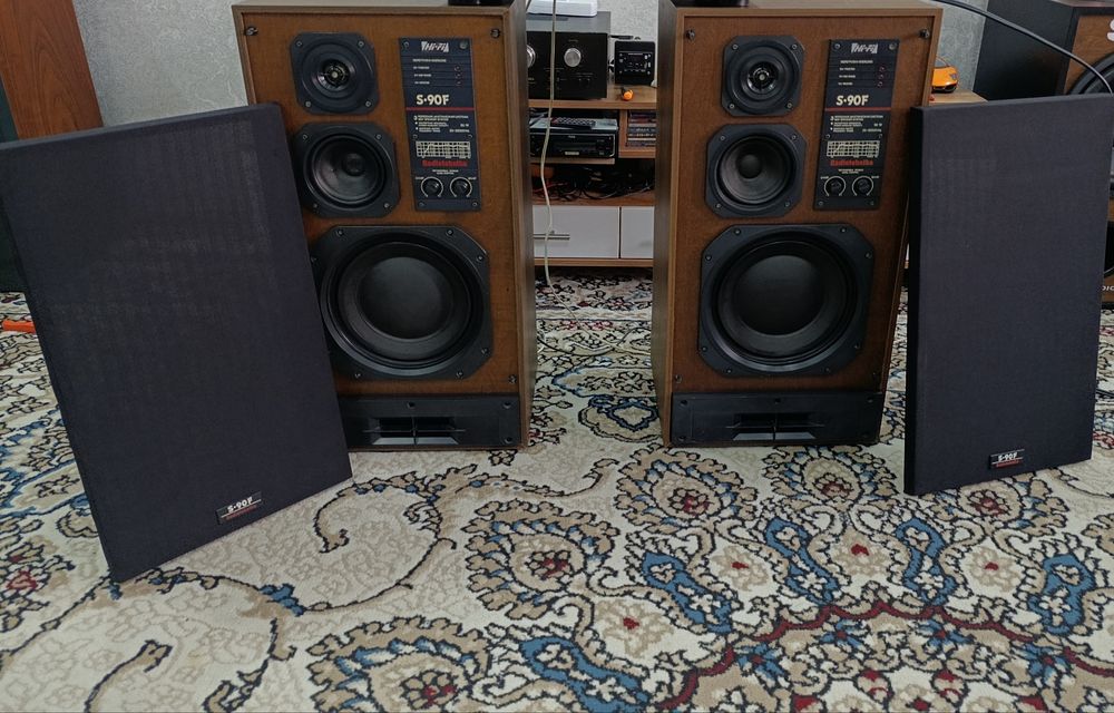 Колонки радиотехника с 90 ф