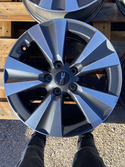 17 цола 5 х 114.3 мм Дачия Дъстър , Dacia Duster , Рено , Renaut