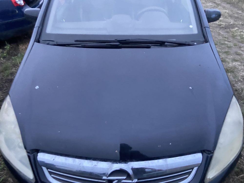 Vand capota opel zafira b facelift