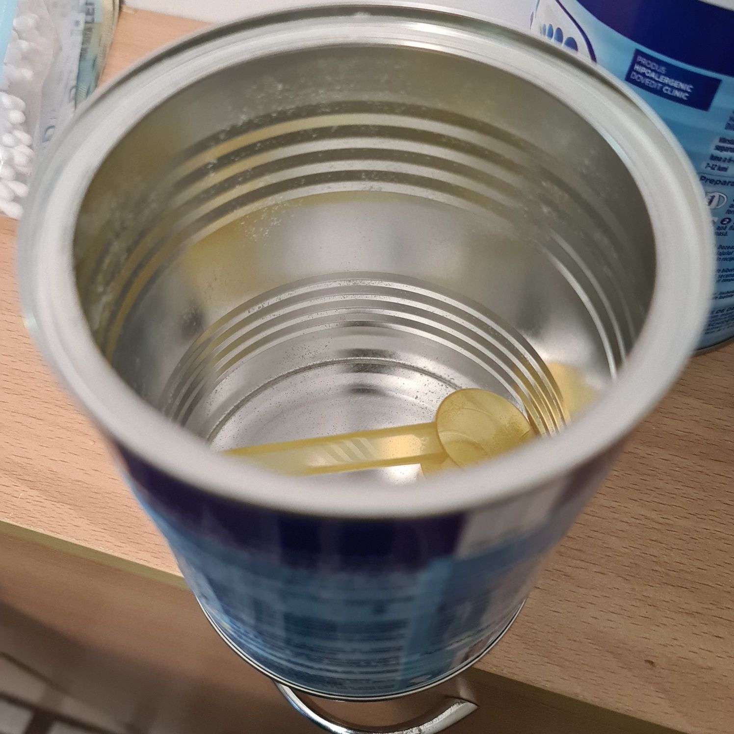 Cutii metalice depozitare cu capac