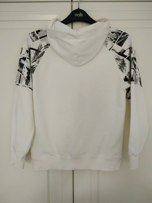 Кофта с капюшоном, на рост 130-140 см