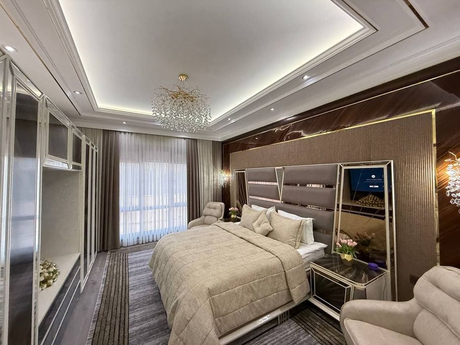 Евро Дом Участок Юнусабад  4 сот. 7 ком  Юнусабод 17 срочно