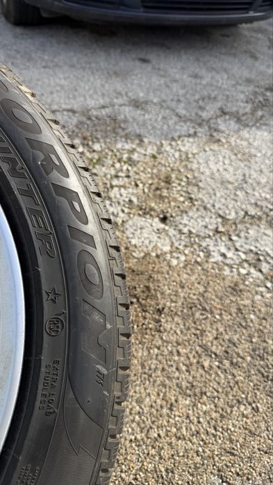 Зимни джанти с гуми R19 Pirelli runflat за BMW F15 E70
