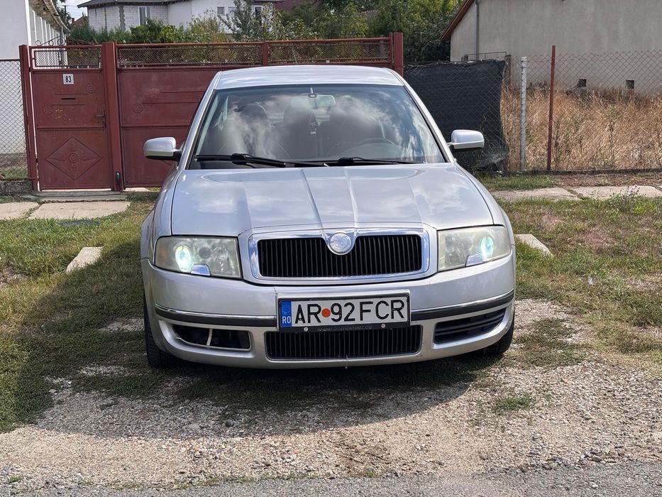 Skoda Superb 2.0 TDI 140 Cp - Xenon/ Piele/ Memorii/ Senzori Parcare