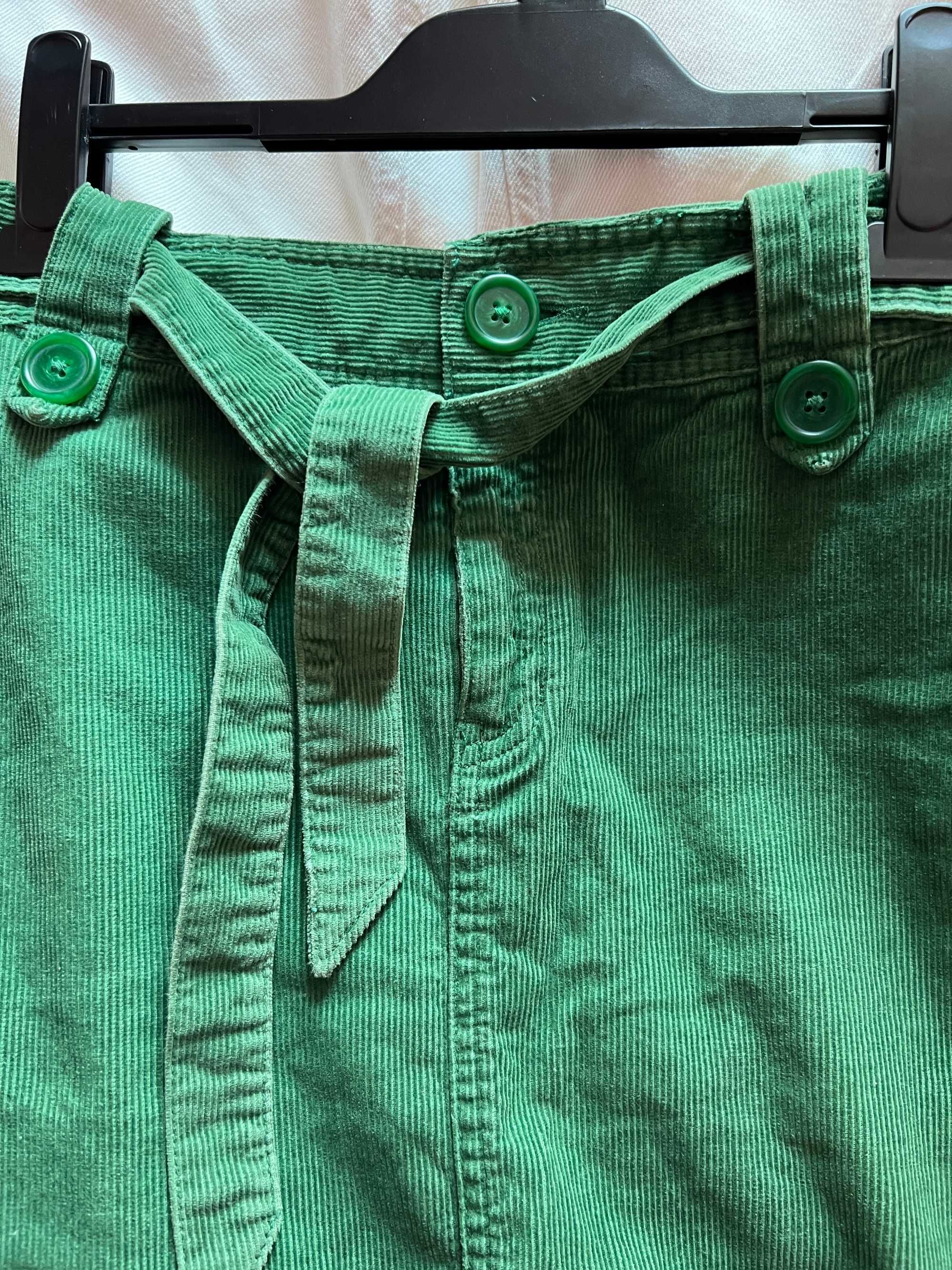 Пола размер 38. H&M Памук 100%.