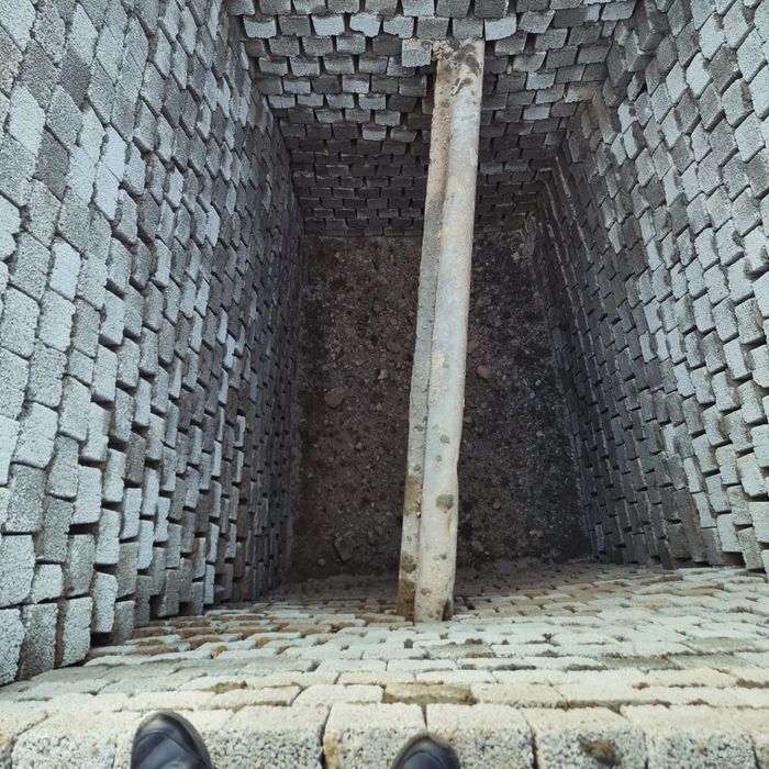 Урачи ва сантехника устаси.