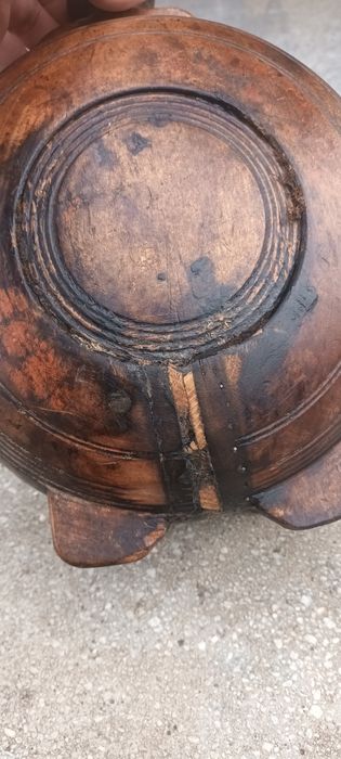 Plosca veche din lemn