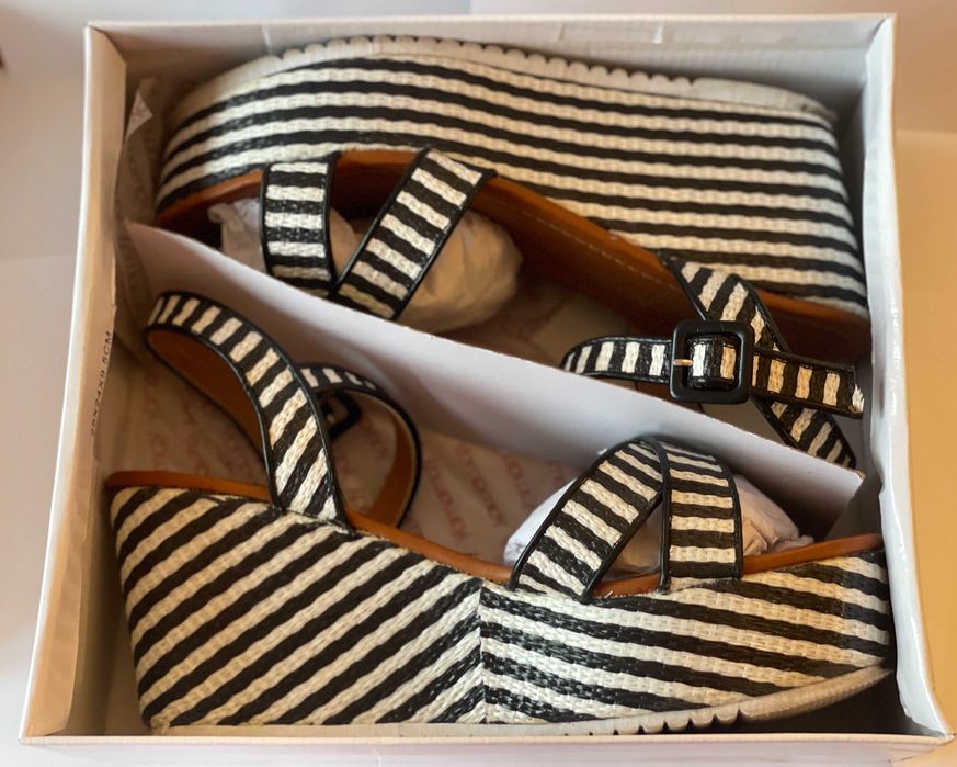 Sandale Yamamay cu platforma, usoare, marime 40