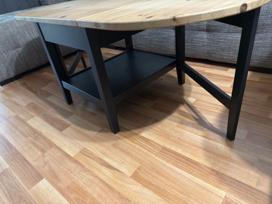 Продава се диван и холна маса