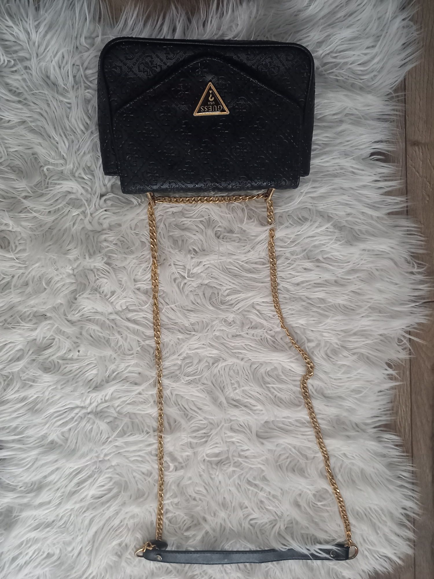 Дамска Чанта  GUESS
