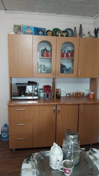 Продается мебель кух гарнитура , шкаф , прихожая