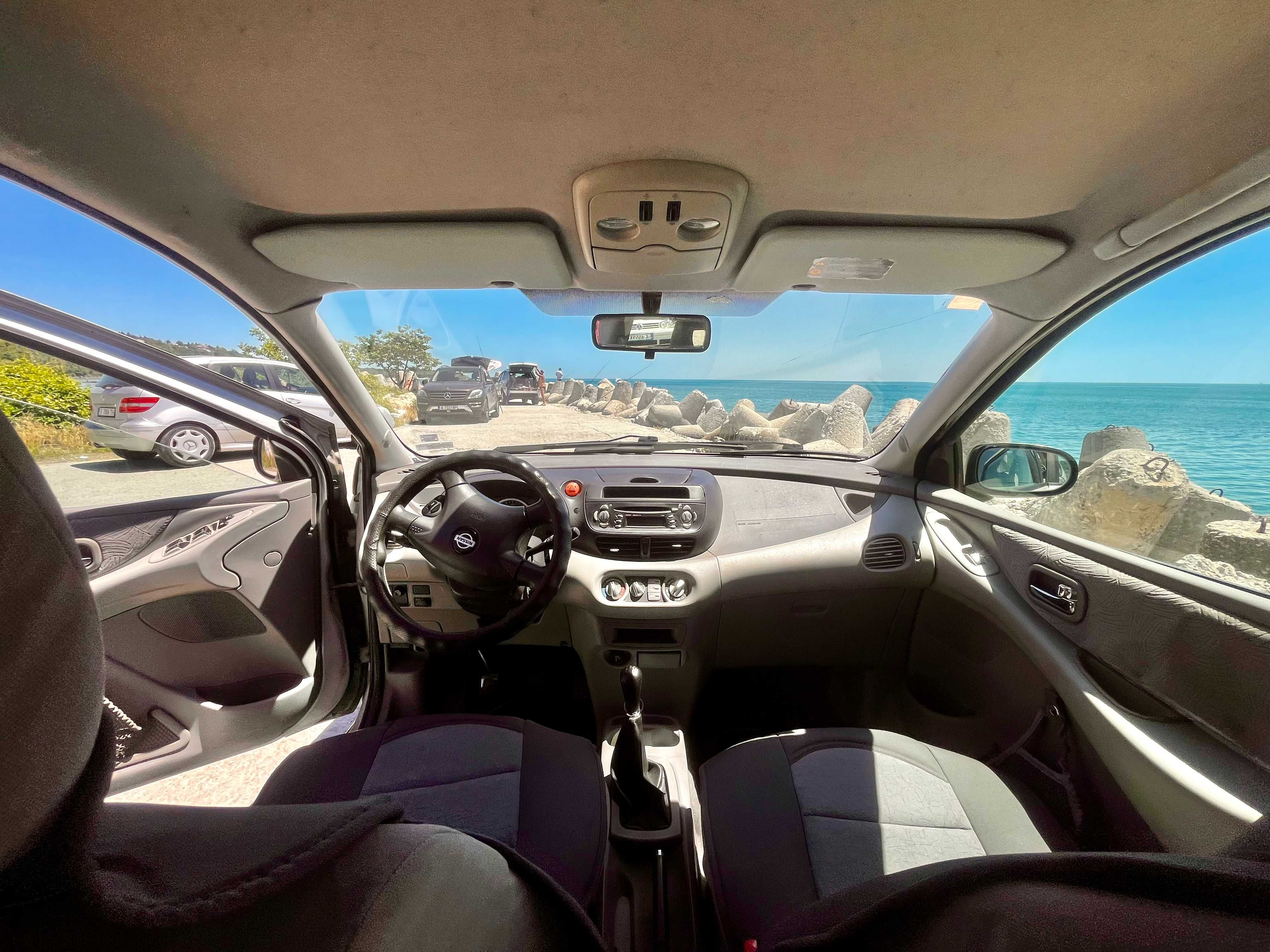 Автомобил NISSAN Almera Tino