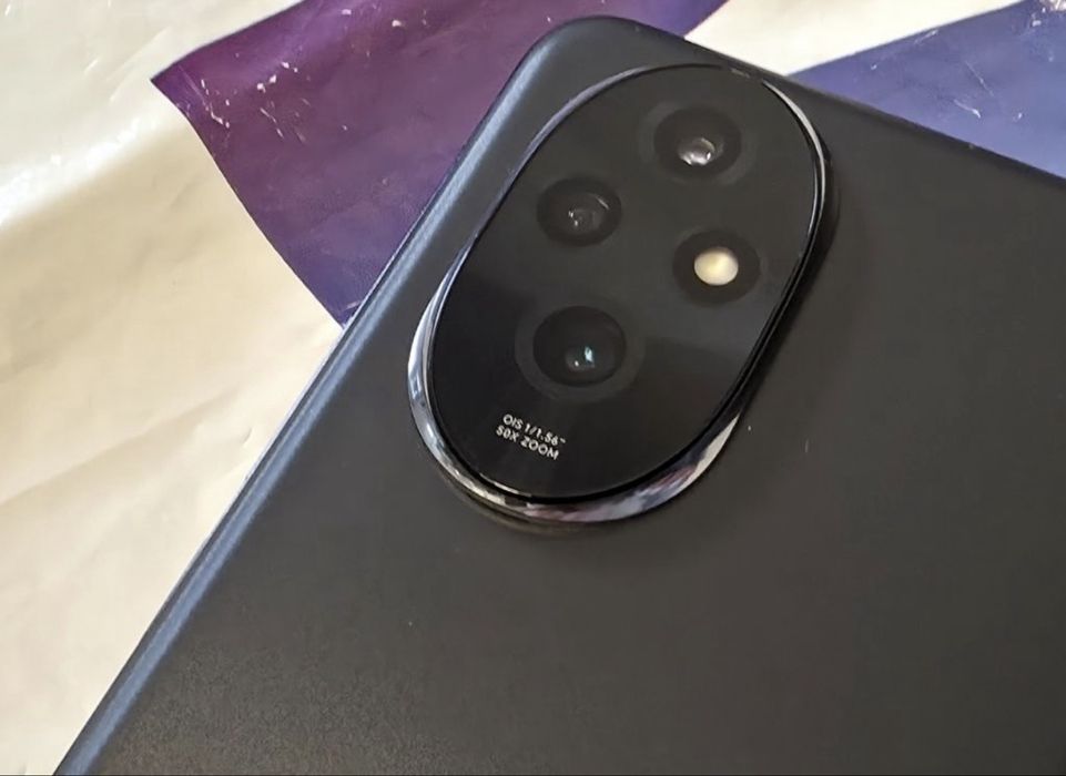 КАТО НОВ 512GB Honor 200 12GB 5G EMAG Гаранция 2026г. Black / Черен