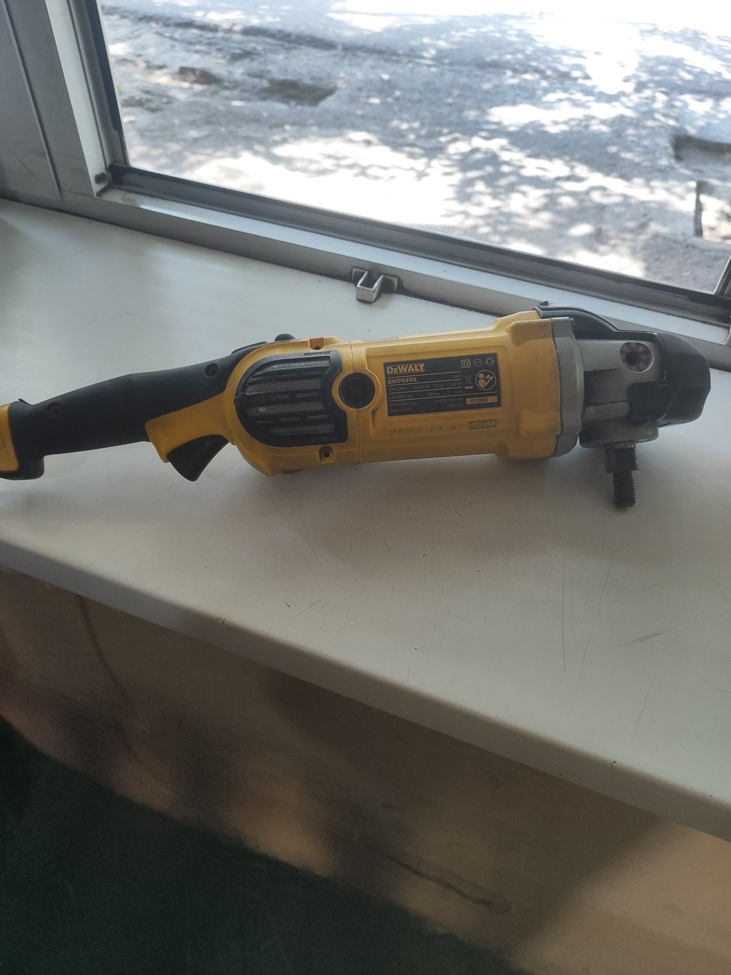 Palirovka aparat Dewalt