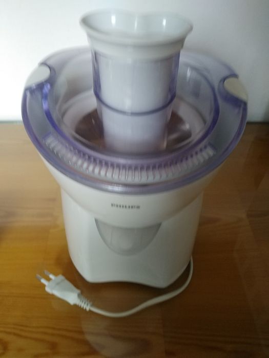 Storcator-centrifuga de fructe și legume Filips.